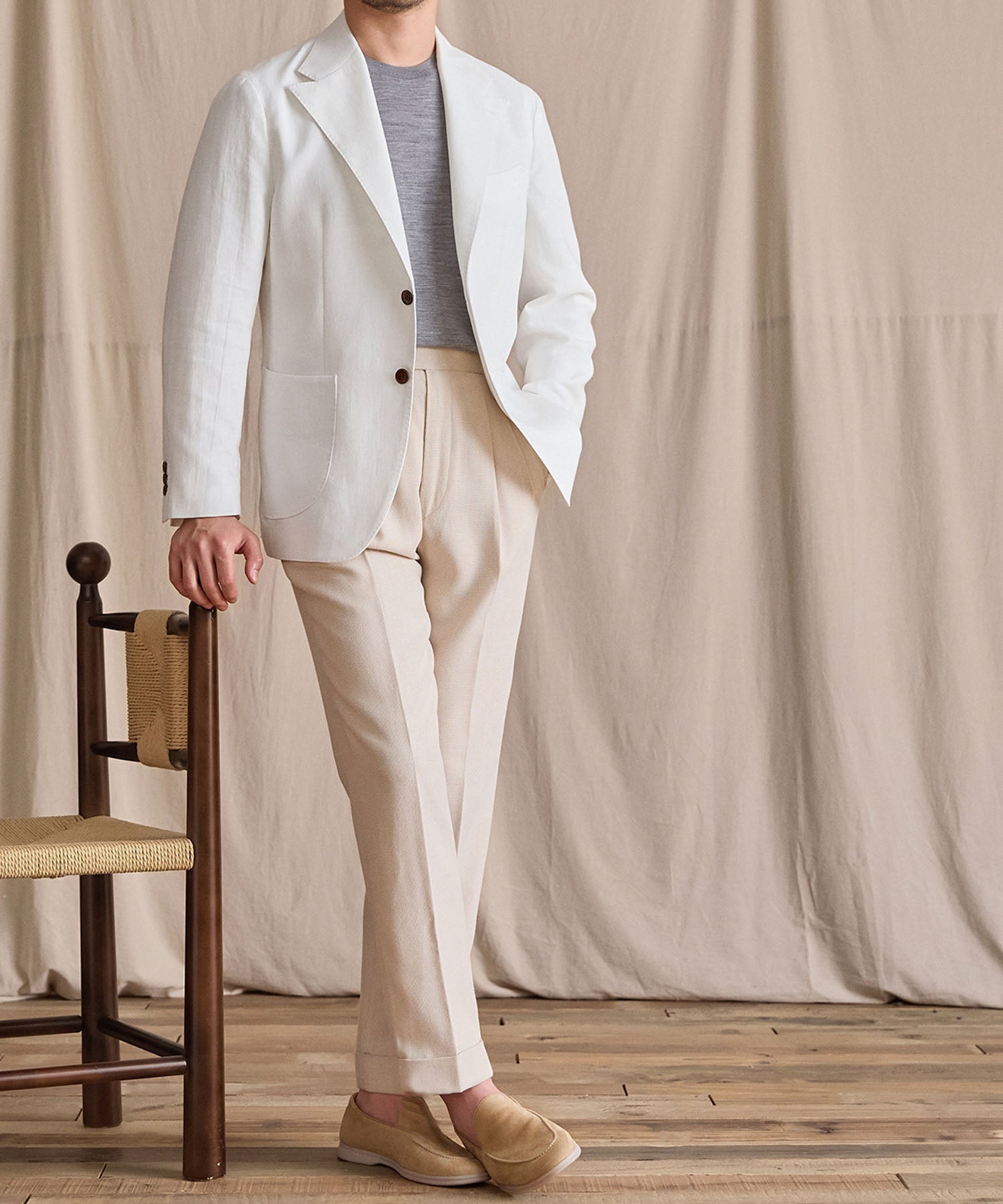 【NEW ITEM】スリムフィット シングルブレスト 2つボタン リネン 天然素材 ノッチドラペル パッチポケット クラシック スタンダード 機能性抜群 シワになりにくい エレガント テーラード ジャケット