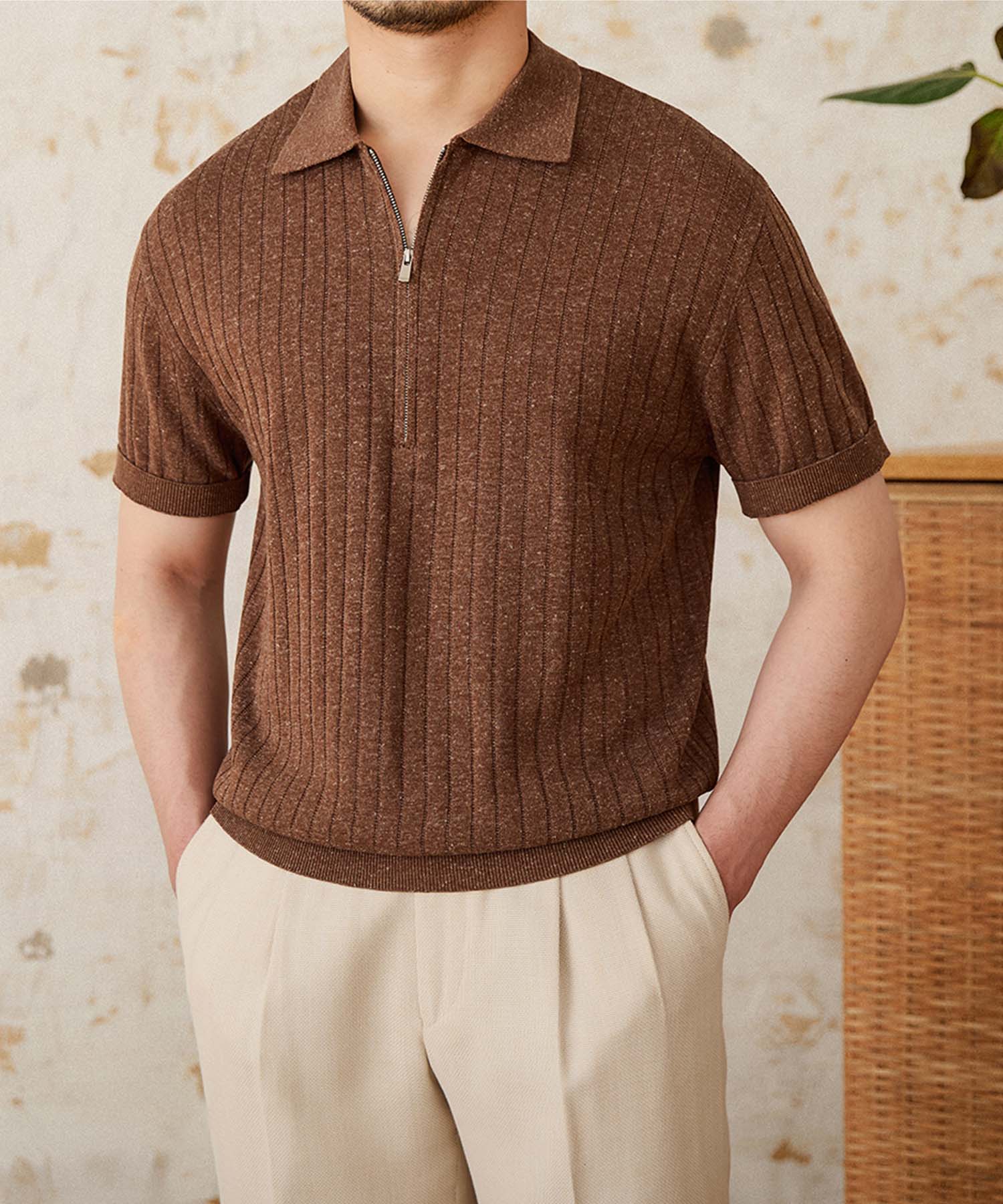 【ドラマ着用】スリムフィット 機能性抜群 ストライプ 麻 通気性抜群 シワになりにくい 清潔感 清涼感 エレガンス ジップアップ トップス Tシャツ