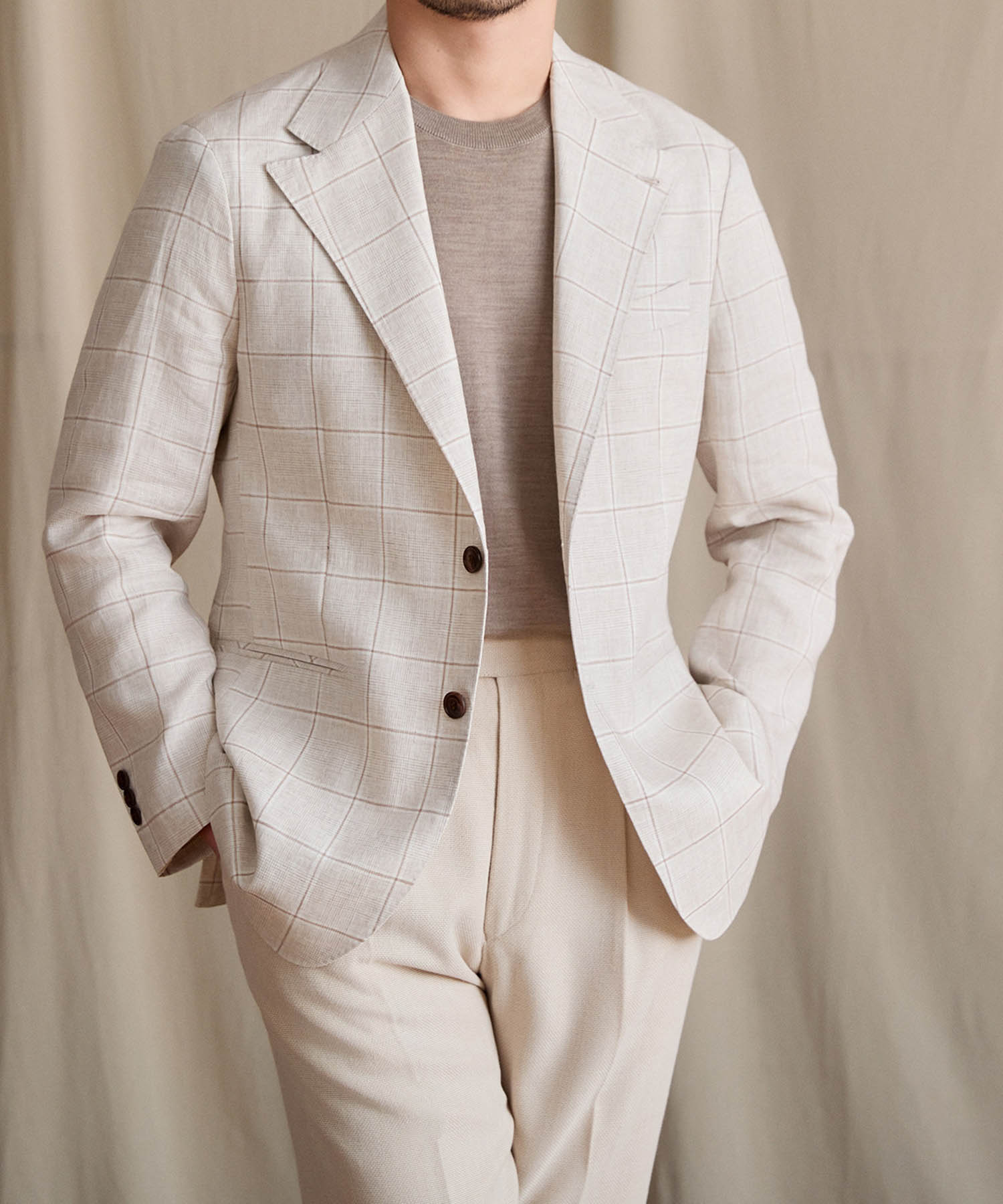 【NEW ITEM】スリムフィット シングルブレスト 2つボタン リネン 天然素材 チェック 柄 ピークドラペル 玉縁ポケット スタンダード 機能性抜群 シワになりにくい エレガント テーラード ジャケット