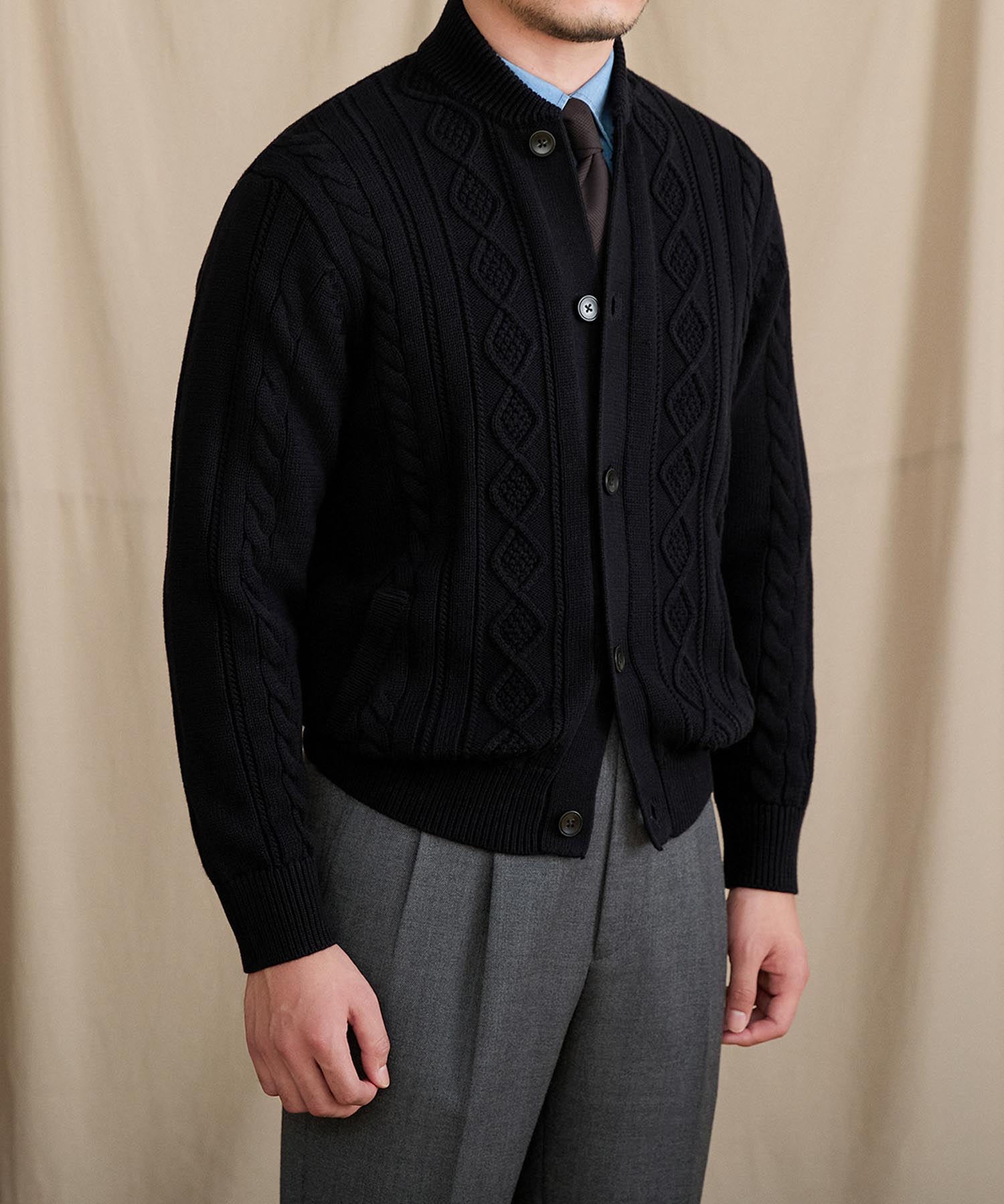 【NEW ITEM】スリムフィット 5つボタン 機能性抜群 綿 天然素材 ローゲージ シワになりにくい 清潔感 トップス リブ ニット カーディガン セーター