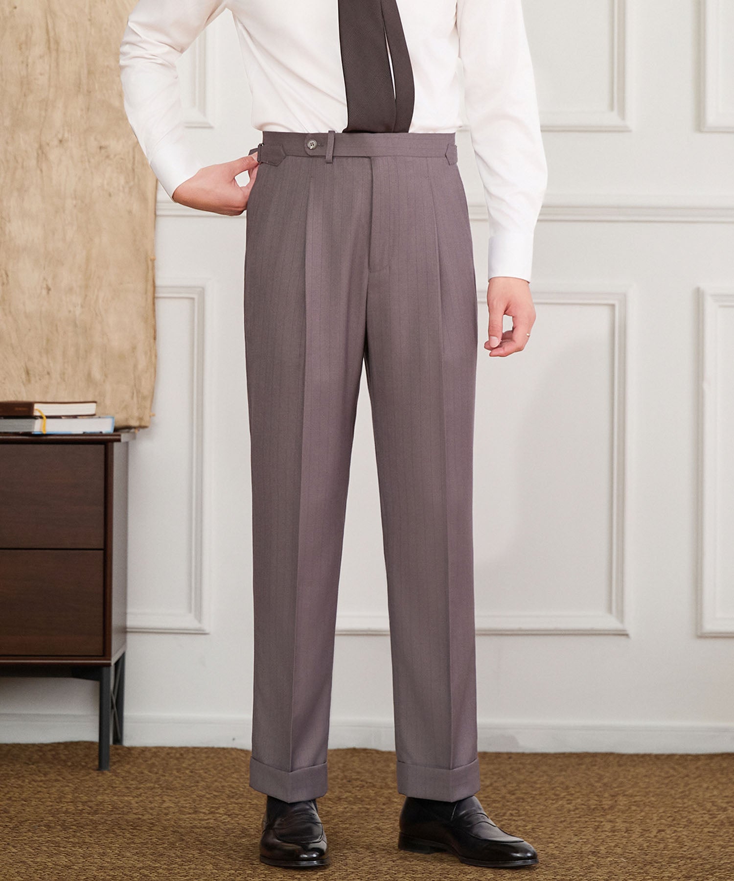 【NEW ITEM】スリムフィット 1つボタン ウエストサイドベルト サイズ調整可能 ハイウエスト タック クリース クラシック シワになりにくい ドレッシー ダブル トラウザー パンツ スラックス ズボン