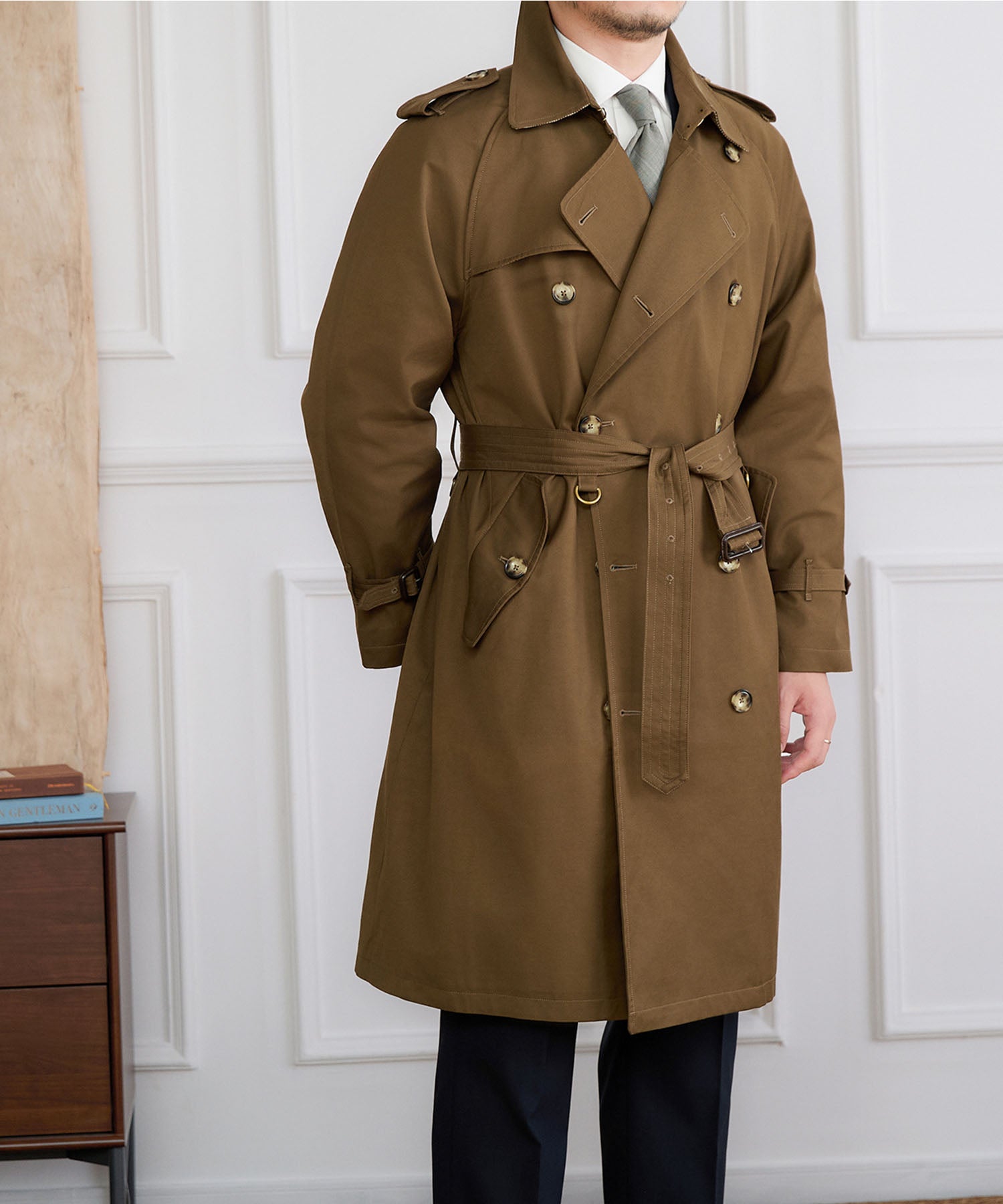 【NEW ITEM】レギュラーフィット えポーレット ガンフラップ コットンギャバジン スラッシュポケット 機能性抜群 防寒 シワになりにくい トレンチ コート