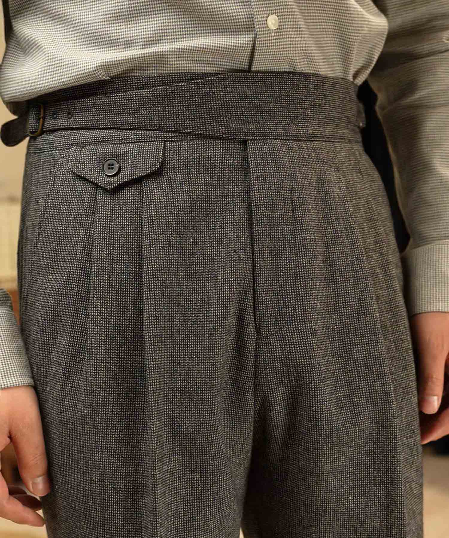 【NEW ITEM】レギュラーフィット ウール ウエストサイドベルト サイズ調整可能 コインポケット ツータック クリース シワになりにくい クラシック 構築美 ストレート ダブル トラウザー パンツ スラックス ズボン