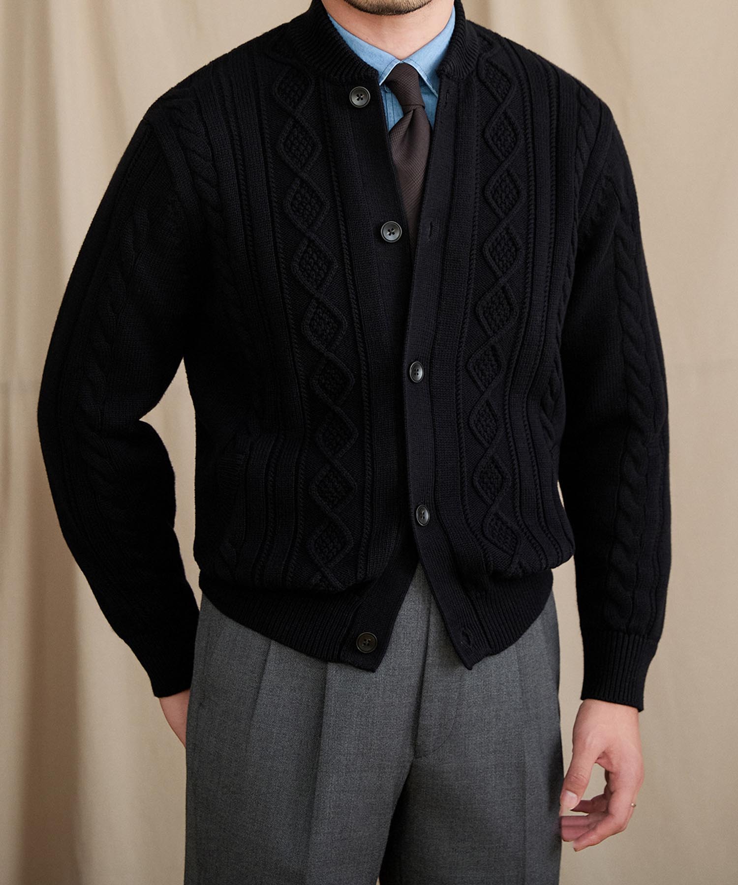 【NEW ITEM】スリムフィット 5つボタン 機能性抜群 綿 天然素材 ローゲージ シワになりにくい 清潔感 トップス リブ ニット カーディガン セーター