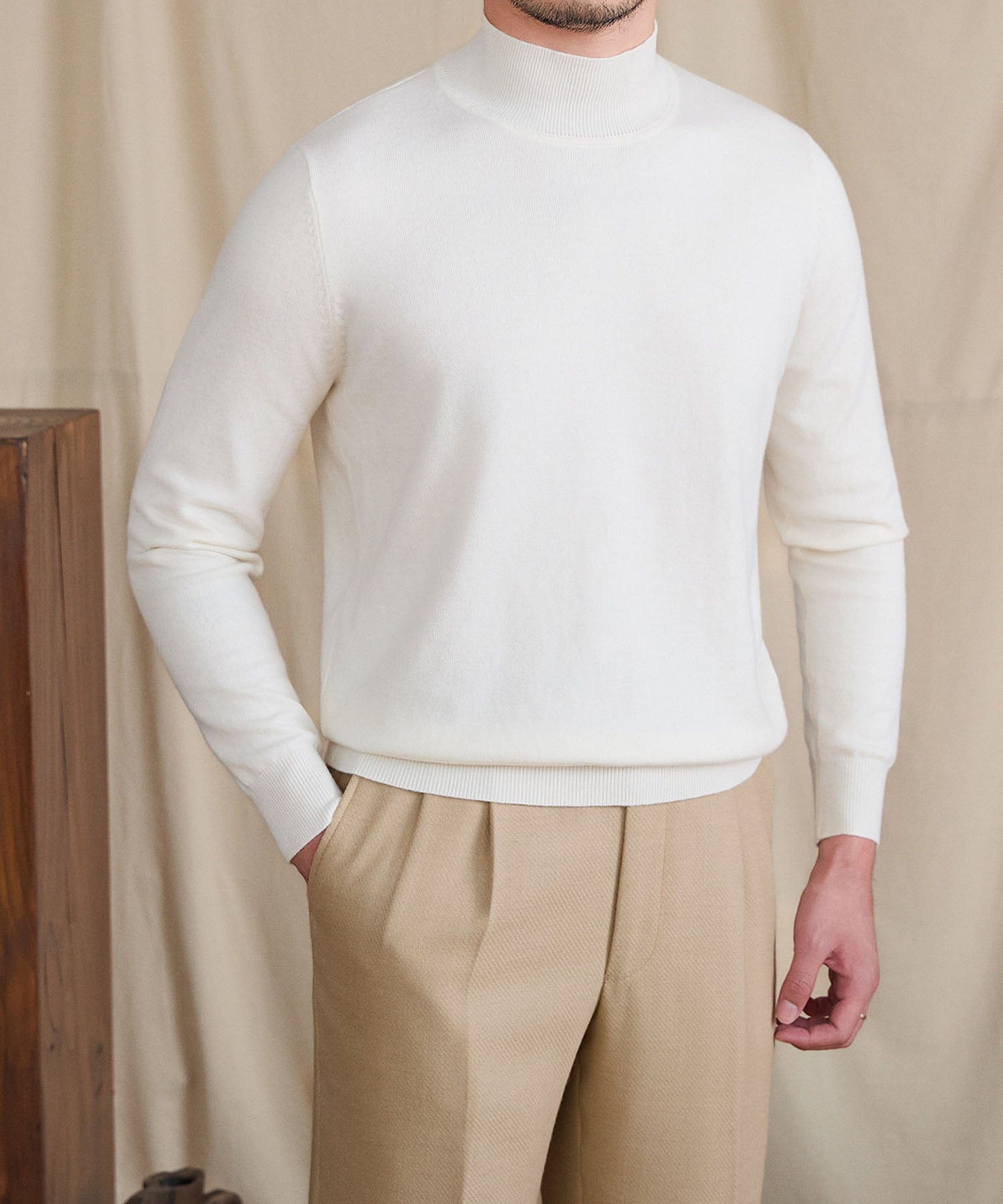 【NEW ITEM】スリムフィット リブ ニット ウール 天然素材 ベーシック 機能性抜群 シワになりにくい モックネック ハイネック ロングスリーブ ニット セーター