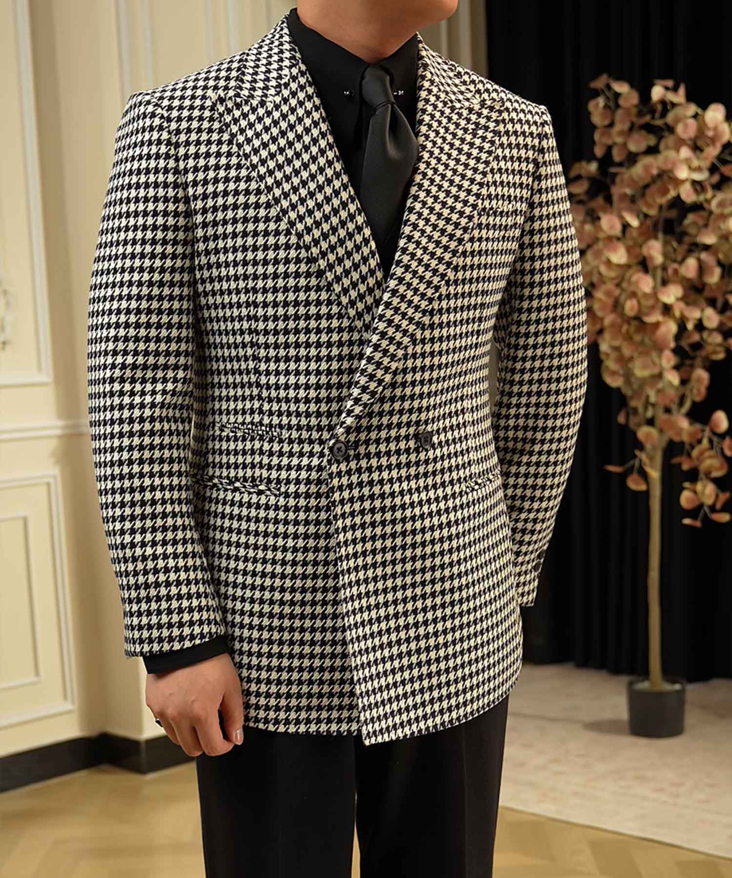 スリムフィット ダブルブレスト 2つボタン 千鳥格子 玉縁ポケット 機能