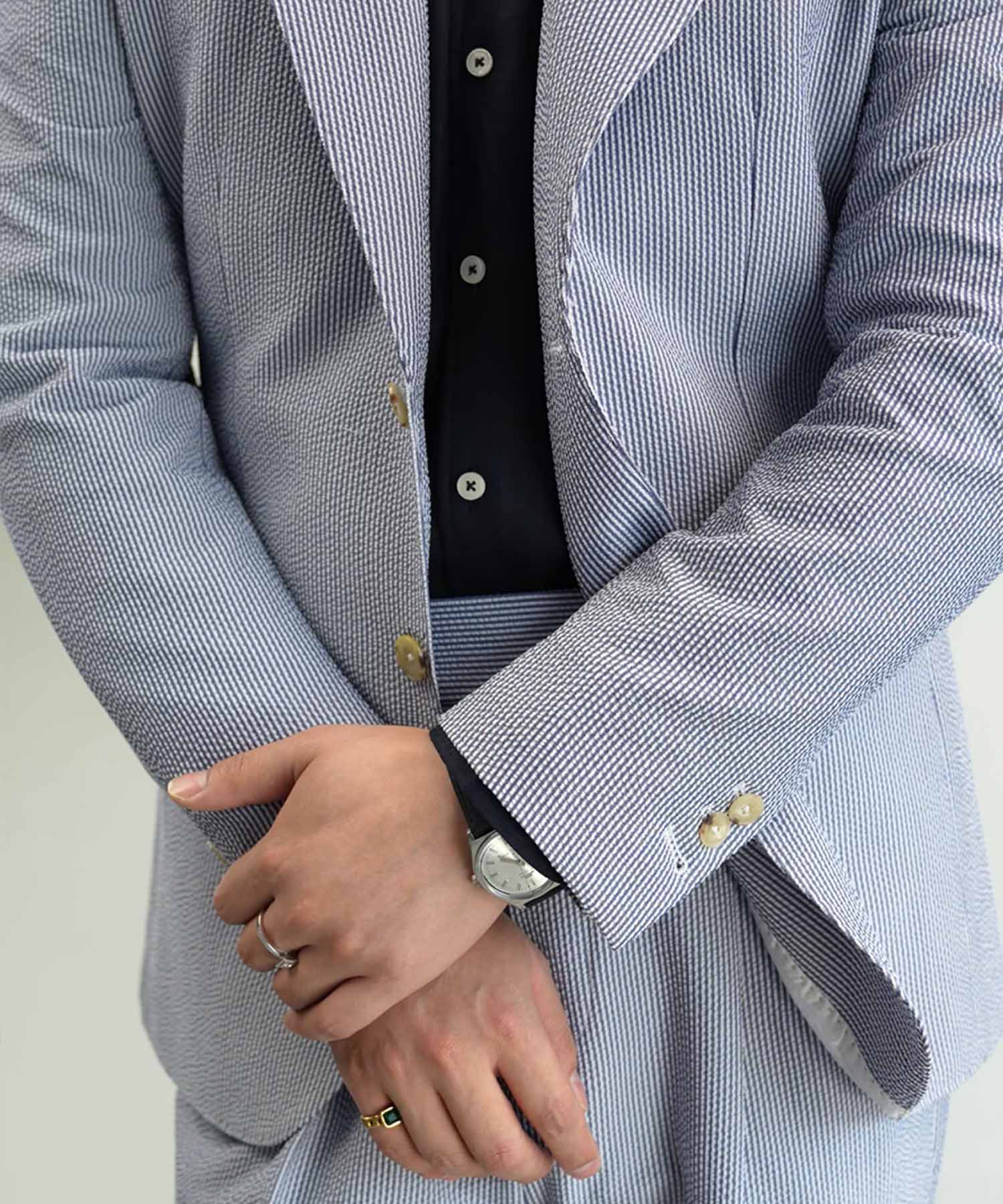 スリムフィット シングル＆ダブルブレスト ピークド＆ノッチドラペル