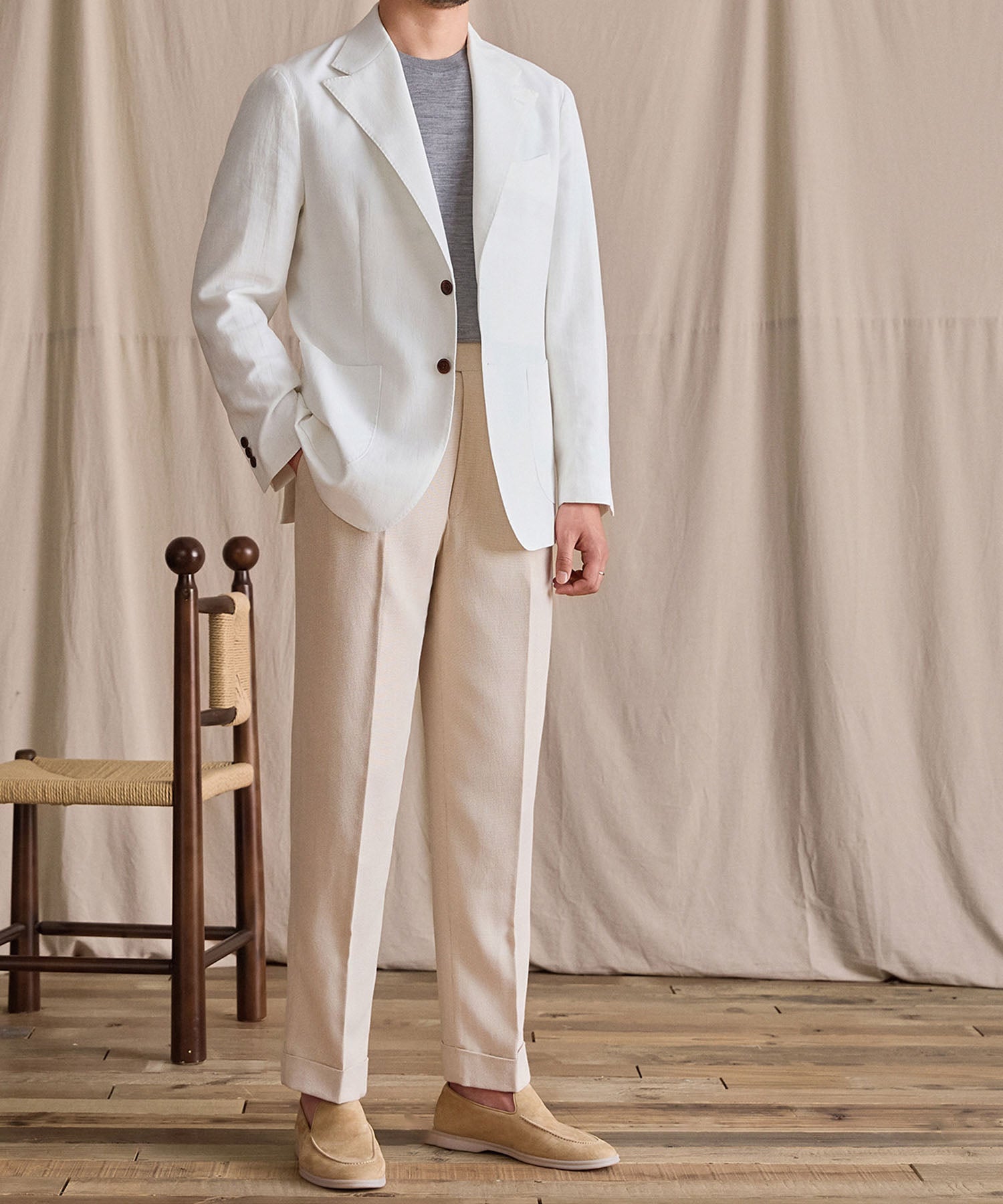 【NEW ITEM】スリムフィット シングルブレスト 2つボタン リネン 天然素材 ノッチドラペル パッチポケット クラシック スタンダード 機能性抜群 シワになりにくい エレガント テーラード ジャケット