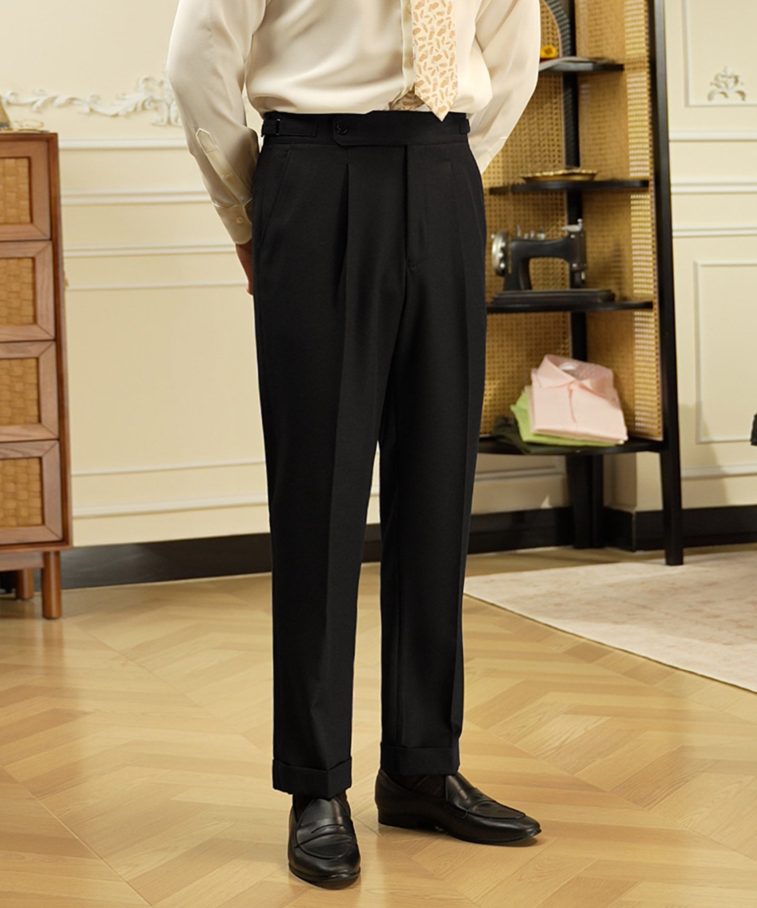 スリムフィット 1つボタン ウエストサイドベルト サイズ調整可能 タック クリース シワになりにくい モダン ダブル トラウザー パンツ スラックス ズボン