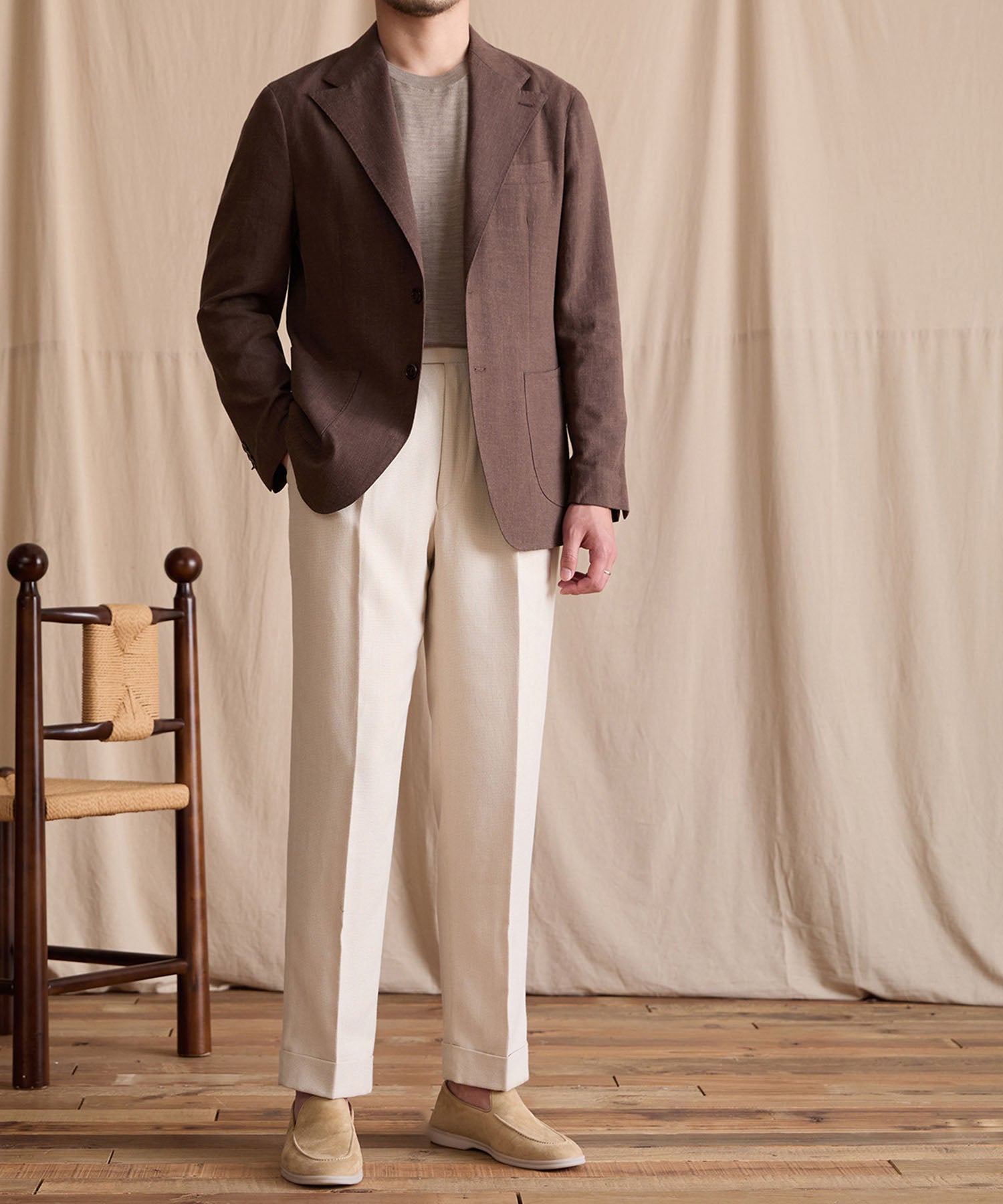 【NEW ITEM】スリムフィット シングルブレスト 2つボタン リネン 天然素材 ノッチドラペル パッチポケット クラシック スタンダード 機能性抜群 シワになりにくい エレガント テーラード ジャケット