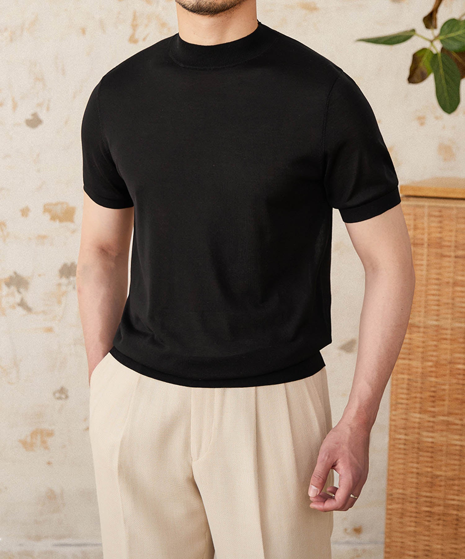 スリムフィット 機能性抜群 無地 シワになりにくい 清潔感 清涼感 エレガンス モックネック Tシャツ